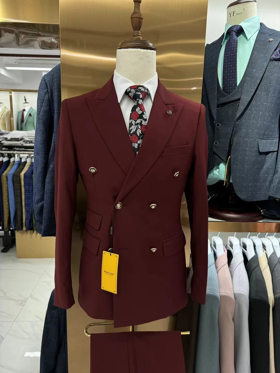 Luxury Double Breasted Suit Set for Men with Jacket Pants and Vest Ideal for Business Meetings