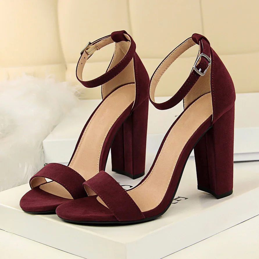 2024 Summer Plus Size 34-43 Woman 9.5cm High Heels Sandals Classic Block Platform Pumps Lady Chunky Burgundy Yellow Nude Shoes