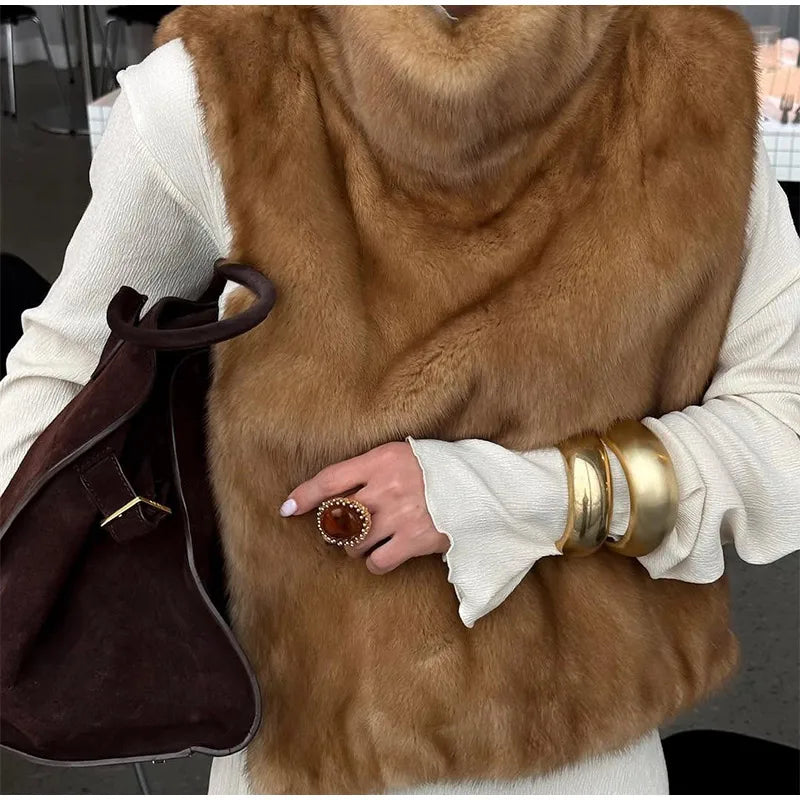 Winter Lady Luxurious Lapel Faux Fur Coats Fashion High Street Long Sleeve Oversize Cardigan Jacket Thick Warm Female Outerwear