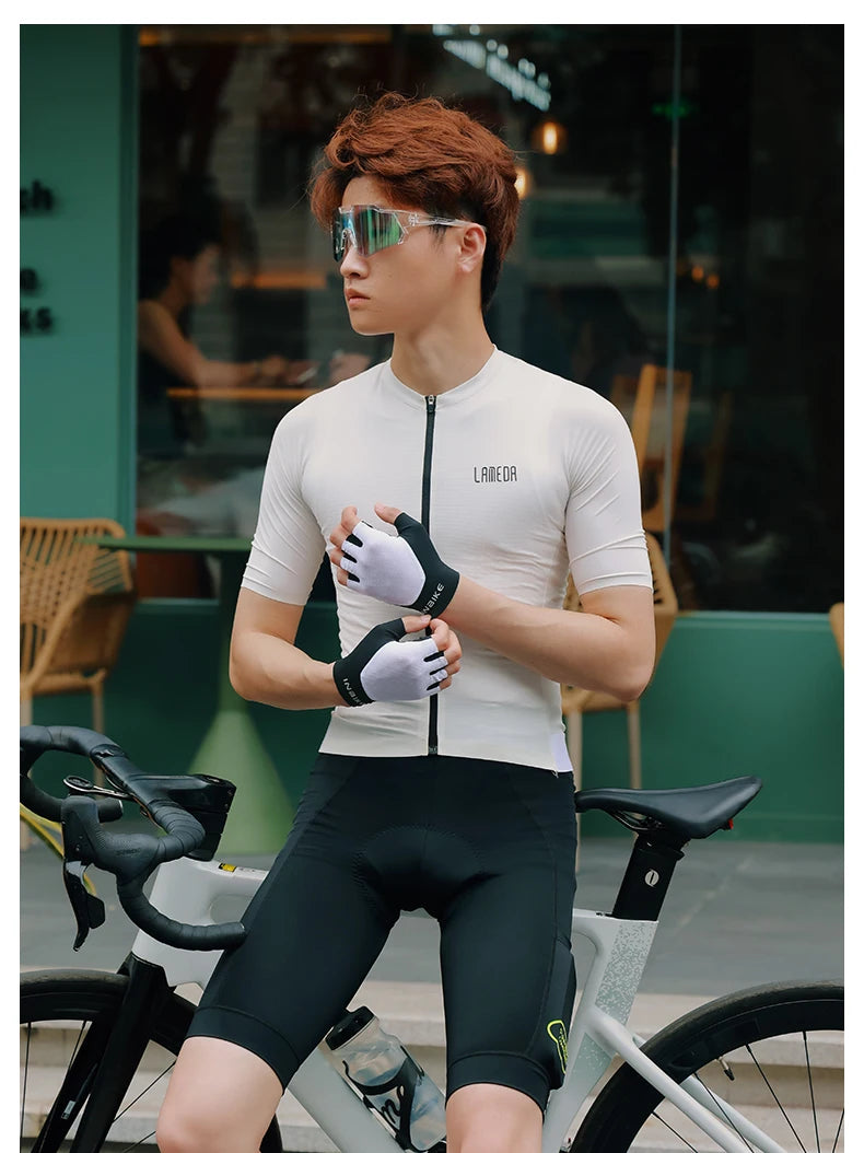 INBIKE 2025 Summer Cycling Gloves for Men Shock-Absorbing Padded Breathable Bicycle Gloves MTB Road Mountain Bike Riding Gloves