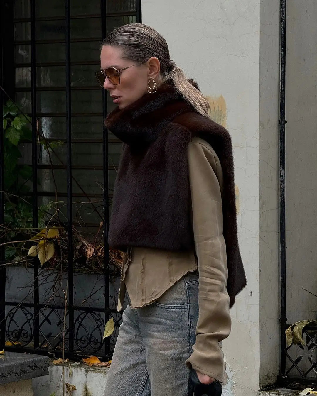 Winter Lady Luxurious Lapel Faux Fur Coats Fashion High Street Long Sleeve Oversize Cardigan Jacket Thick Warm Female Outerwear