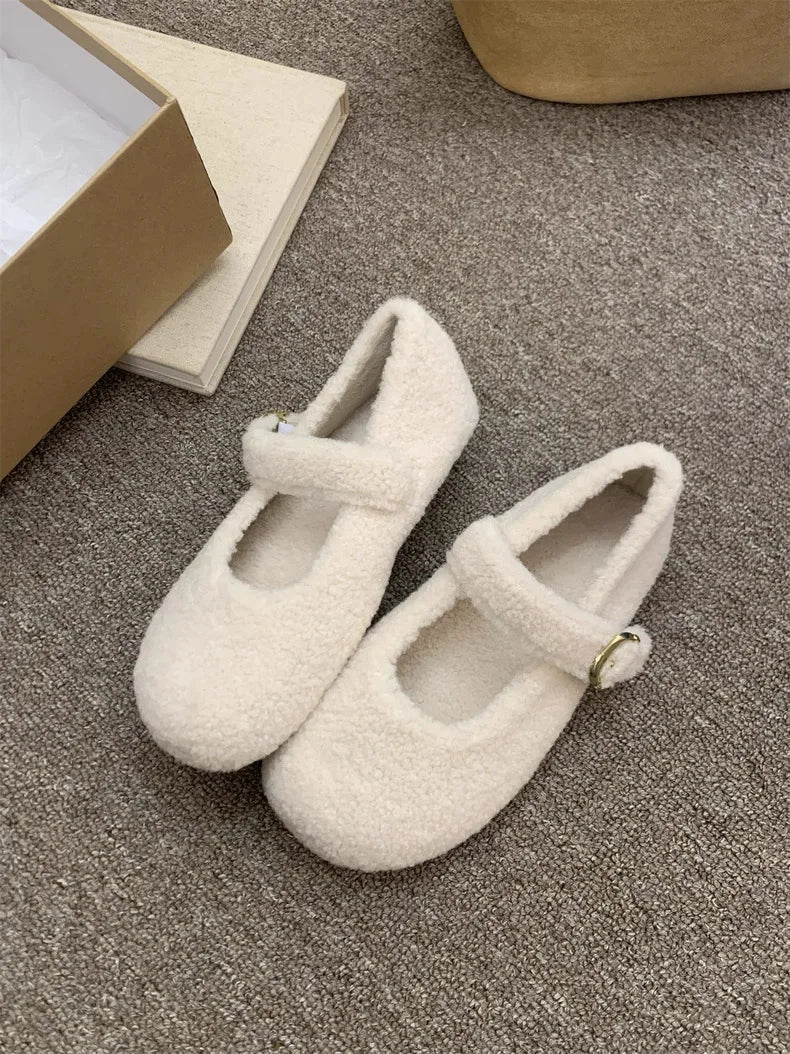 Famous Brand Spring Retro Single Shoes Comfortable Rubber Bottom Ladies Sandals Wider Toe Box Ballerina Slippers Style