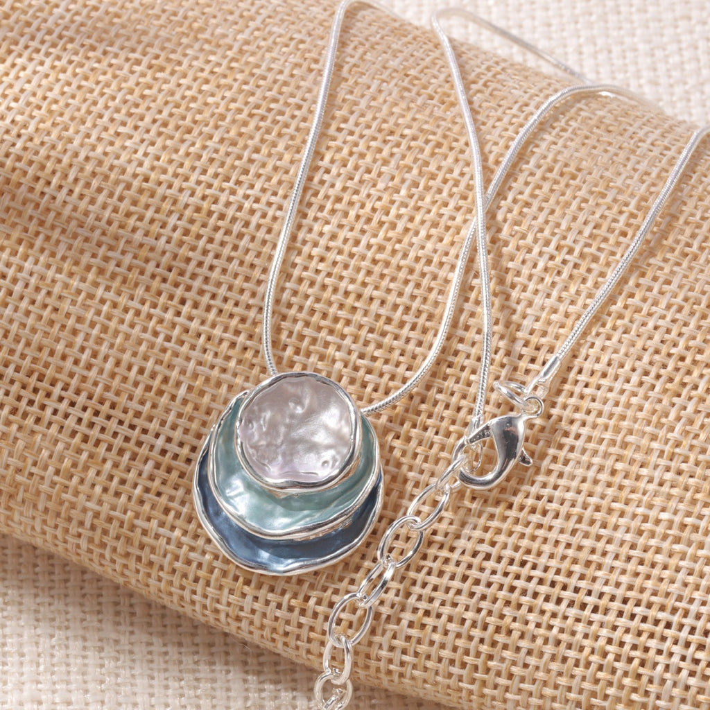 [1pc Elegant Blue Pendant] Elegant Blue Enamel 1pc Pendant Necklace | Zinc Alloy with Golden Accents, Twisted Rope Chain Design, Sophisticated Accessory for Formal or Casual Attire