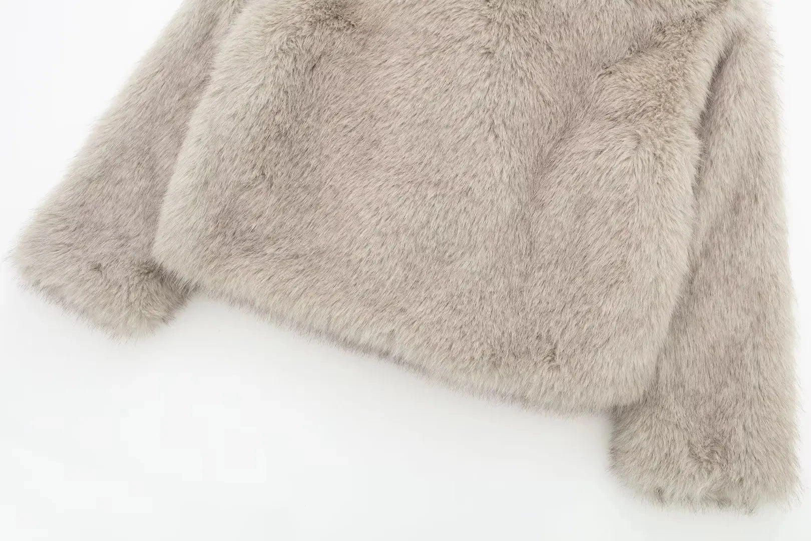 Fluffy Faux Fur Winter Coat – Women’s High Street Luxury Jacket